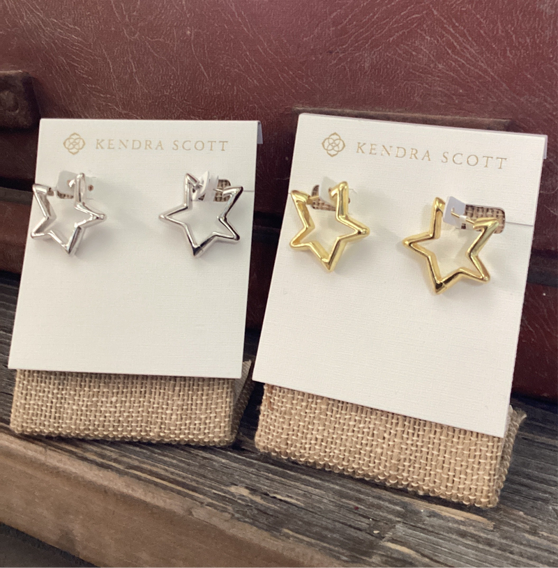 Kendra Scott Star Huggie Earring
