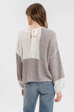 BACK TIE GREY COLORBLOCK KNIT SWEATER