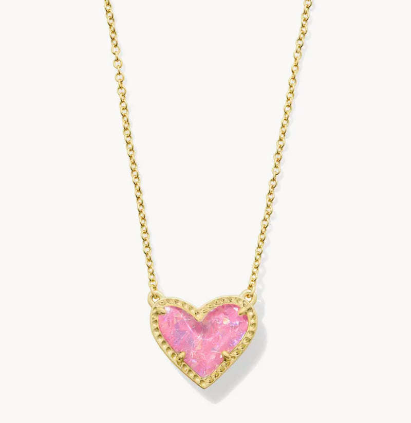Kendra Scott Ari Heart Pendant In Gold
