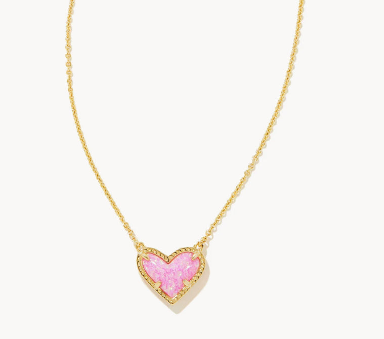 Kendra Scott Ari Heart Pendant In Gold