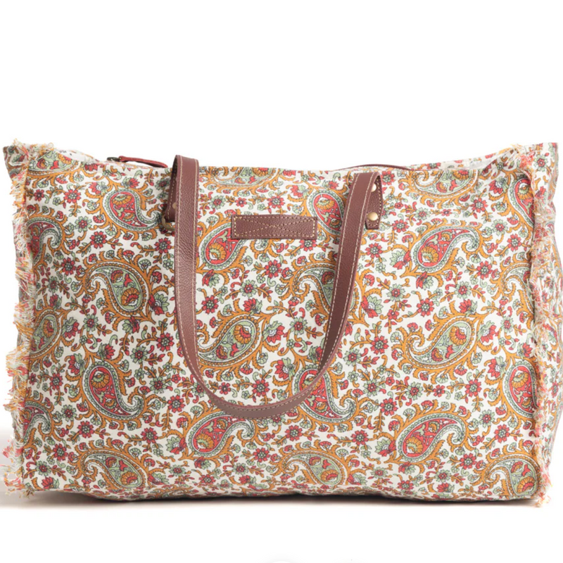 Myra Paisley Pointe Weekender