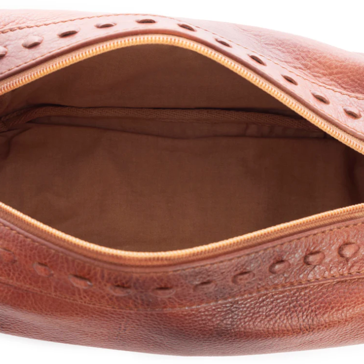 Roff Trail Toiletries Bag in Caramel