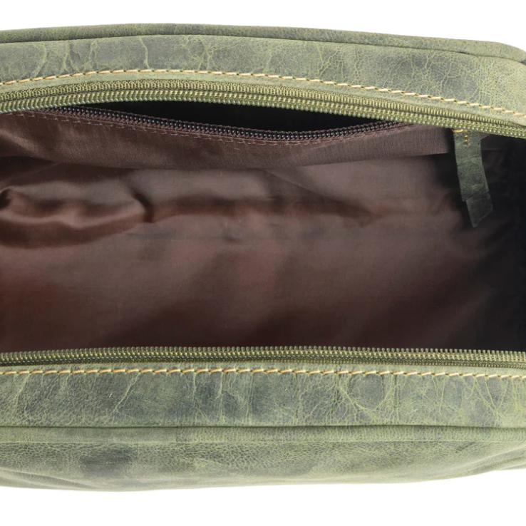 Eagle's Talon Toiletries Bag in Verdent Smoke